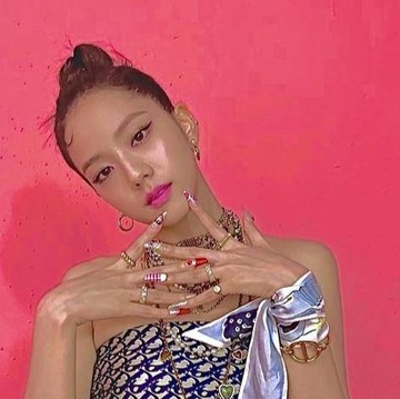 Tren Nail Art Korea yang Bikin Gaya Kamu Makin Stand Out