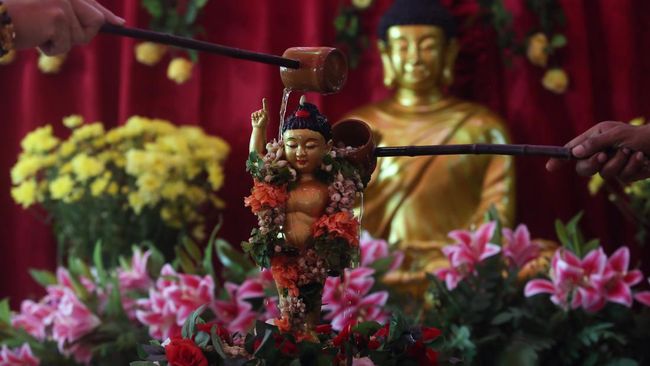 Hari Raya Waisak yang ke 2568 BE dirayakan pada Kamis (23/5). Lantas, apa makna Waisak bagi umat Buddha?