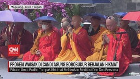 VIDEO: Prosesi Waisak Di Candi Agung Borobudur Berjalan Hikmat