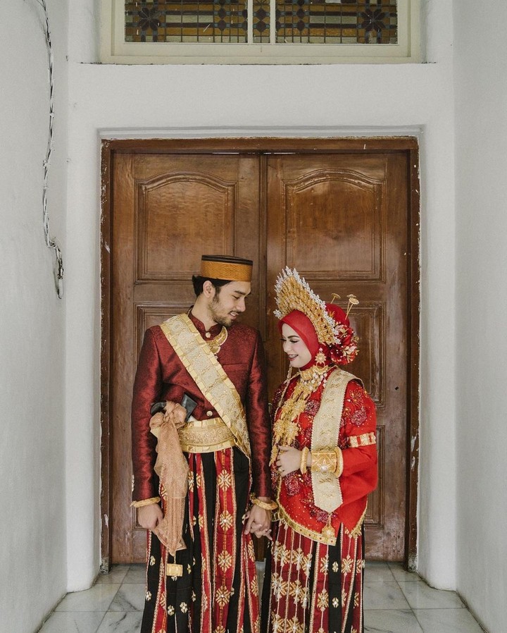 Achmad Megantara dan Istri