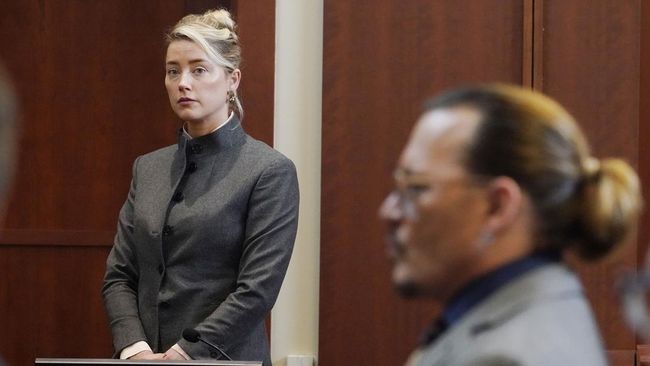 Amber Heard Tuding Johnny Depp Kerap 'Halu' Sebelum Cerai