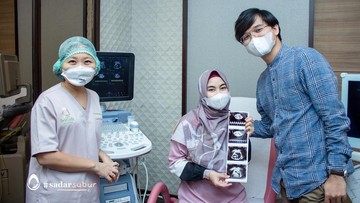 PERJUANGAN BAYI TABUNG ANISA RAHMA DAN SUAMI