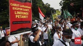 Sambangi Kantor Airlangga, Petani Sawit Ngeluh Rugi Rp11,4 T