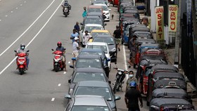 Sri Lanka Berburu Minyak ke Rusia dan Qatar demi Atasi Krisis BBM