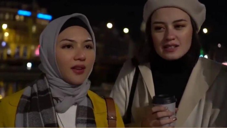 Jessica Mila Jessica Mila Pakai Hijab