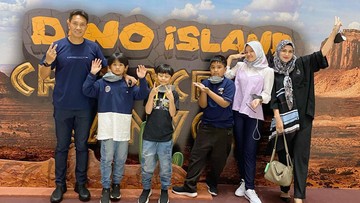 ANAK-ANAK SALING AKUR