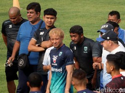 Robert Alberts Tak Mau Gegabah Rekrut Pemain Asing Asia