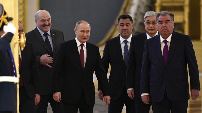 Rusia Cuan Gede Dari Pupuk, Sinyal Krisis Pangan Global?