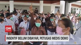 VIDEO: Insentif Belum Dibayar, Petugas Medis Demo