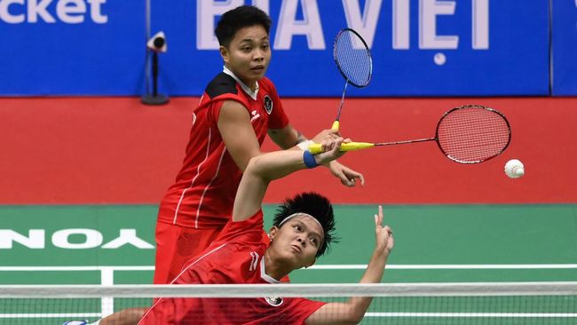 Pertandingan Indonesia vs Thailand di final badminton beregu putri SEA Games bisa disaksikan secara live streaming pada Rabu (18/5).
