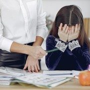 Sederet Kalimat yang Sering Diucapkan Ibu 'Narsistik' dan Apa Makna Sesungguhnya?
