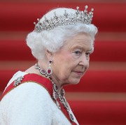 5 Perhiasan Termahal Milik Ratu Elizabeth II, Ada yang Seharga Rp84 Triliun