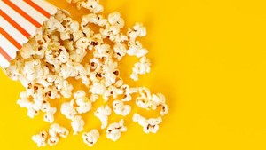Beauties Wajib Tahu! Ini 7 Alasan Popcorn Bisa Jadi Camilan Sehat untuk Diet