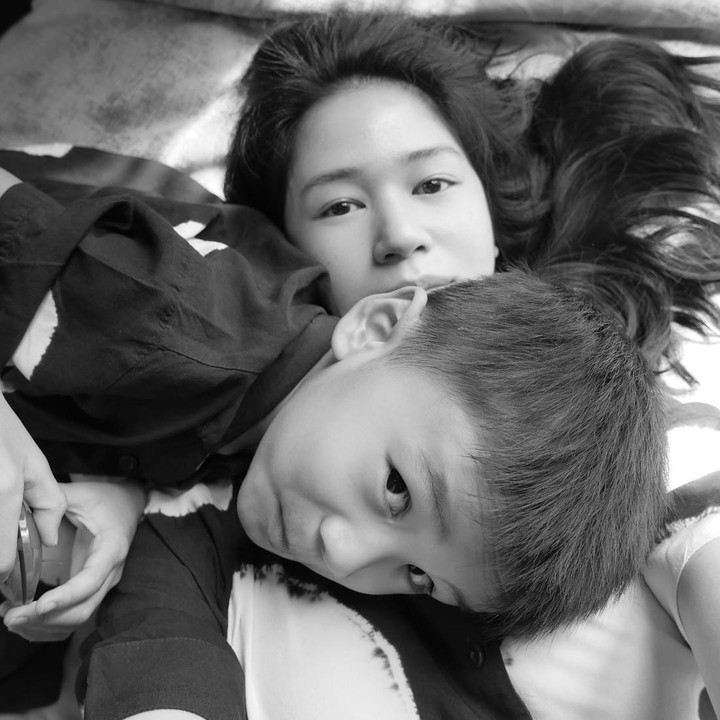 <p>Menurut Bunda, Owen lebih mirip ayah atau ibundanya? (Foto: Instagram @laurabas)<br /><br /><br /></p>