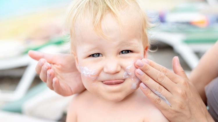Bayi Berjemur Bayi Berjemur