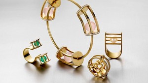 Mengenal Kinetic Jewelry, Perhiasan Bergerak yang Lebih dari Sekadar Estetika