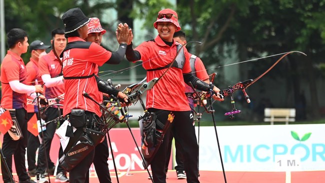 Menpora RI Dito Ariotedjo menargetkan cabang olahraga panahan dan panjat dinding mampu merebut medali emas Olimpiade 2024 Paris.