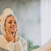 Mudah Diikuti, Terapkan 7 Gaya Hidup Ayurveda Ini untuk Dapatkan Kulit Glowing Alami!