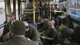 Rusia Jebloskan 1.000 Serdadu Ukraina yang Menyerah ke Kamp Penahanan