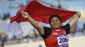 FOTO: Kehebatan Eki Febri Raih Emas Tolak Peluru SEA Games