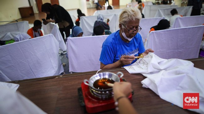 FOTO: Semangat Disabilitas Lestarikan Budaya Batik