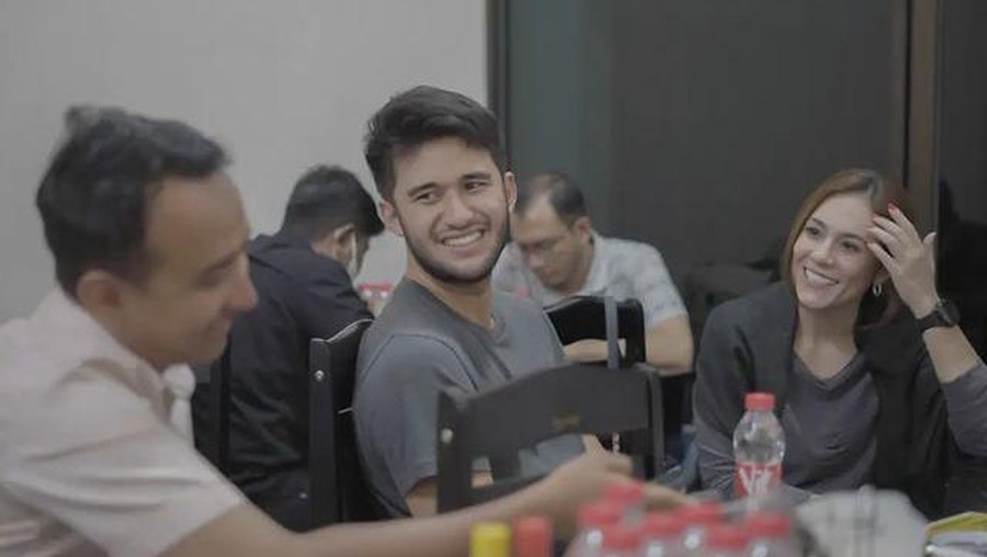 Wulan Guritno dan Sabda Ahessa Wulan Guritno dan Sabda Ahessa