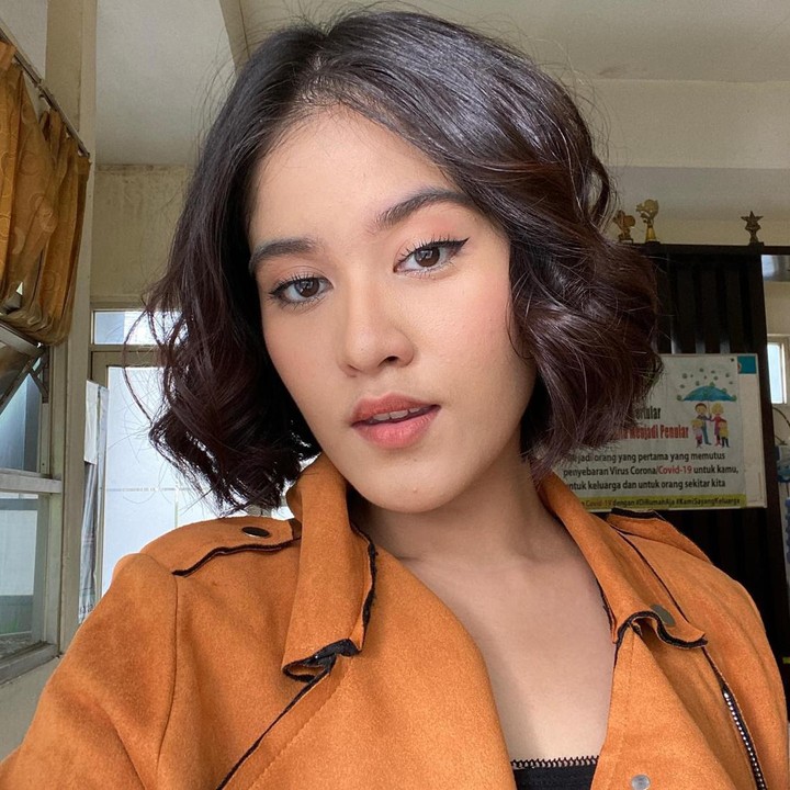 <p>Dahulu, Ashira Zamita pernah bermain dalam sinetron Cinta Fitri. Dalam series tersebut, ia berperan sebagai Nadine yang merupakan anak dari Mischa diperankan oleh Dinda Kanya Dewi. (Foto: Instagram @ashirazamita)<br /><br /><br /></p>