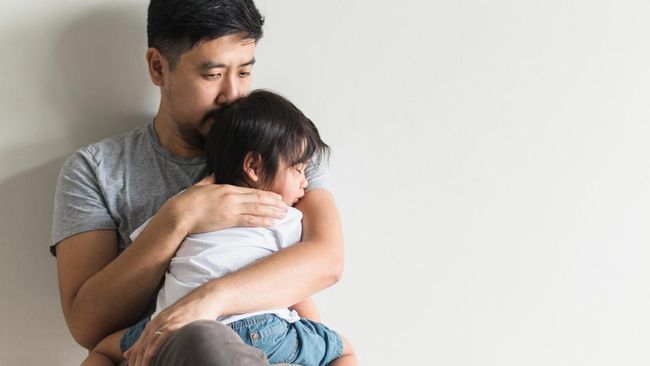 Pasien gagal ginjal akut bisa sembuh jika cepat ditangani. Lantas, apa penanganan pertama gagal ginjal akut yang perlu dilakukan orang tua?