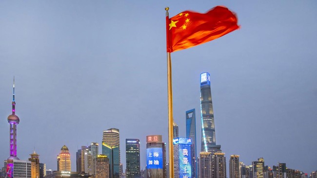China Ekspor Kencang Tapi Konsumsi Lesu — Risiko ke Komoditas RI