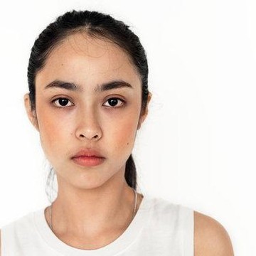img-title Wajib Tahu, Kenali Penyebab Kulit Kusam Walau Berada di Rumah Saja