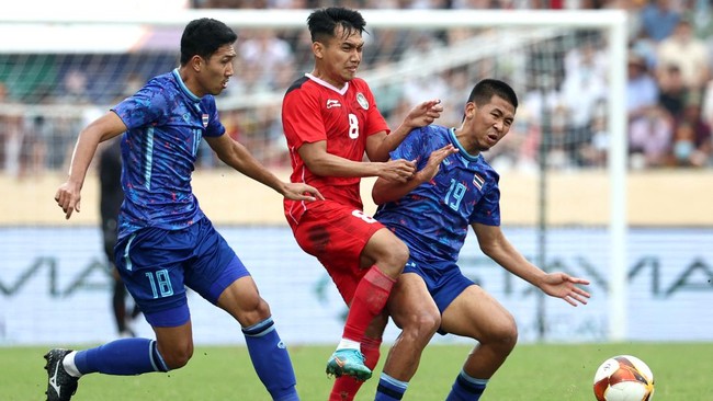 Netizen heboh usai Witan Sulaeman mencetak dua gol dan satu assist saat AS Trencin menang 14-0 atas Slovan Hlohovec di Piala Slovakia 2022, Rabu (24/8).