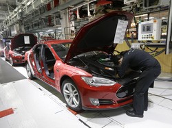 Duh! Aib Tesla Dibongkar Mantan Karyawannya Sendiri