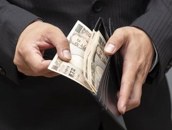 Judi Online, Pria Jepang Habiskan Dana Bansos COVID Rp 5 M