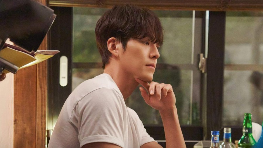 Kim Woo Bin dalam drama Korea Our Blues Kim Woo Bin dalam drama Korea Our Blues