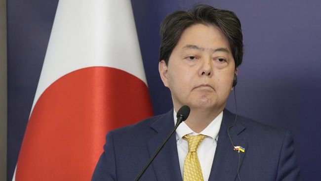 Menteri Luar Negeri Jepang, Yoshimasa Hayashi, mendesak Beijing untuk memainkan peran yang bertanggung jawab atas invasi Rusia di Ukraina.