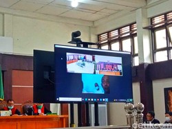 Terdakwa Korupsi Dana Hibah Masjid Sriwijaya Divonis 4 Tahun Penjara