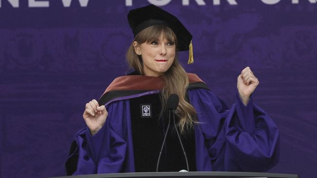 Meghan Markle disebut menulis surat langsung ke Taylor Swift untuk jadi bintang tamu podcast, dan dibalas penolakan melalui perwakilan sang musisi.
