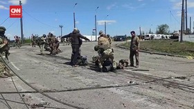 VIDEO: Rusia Klaim 959 Prajurit Ukraina di Mariupol Menyerah