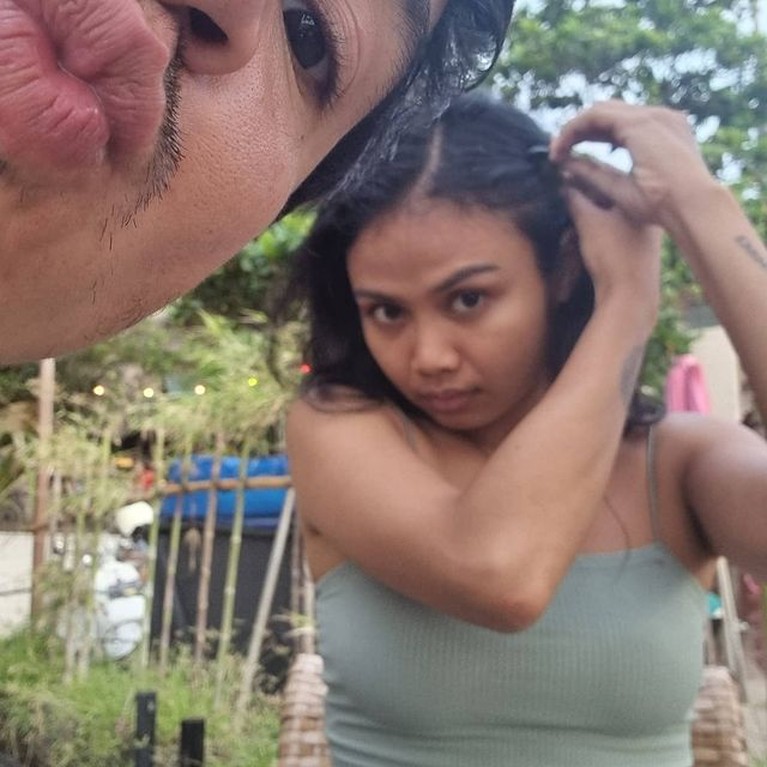 Dea Panendra Dea Panendra