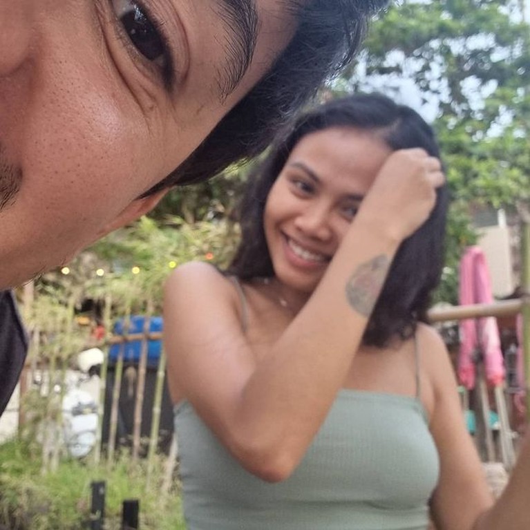 Dea Panendra Dea Panendra