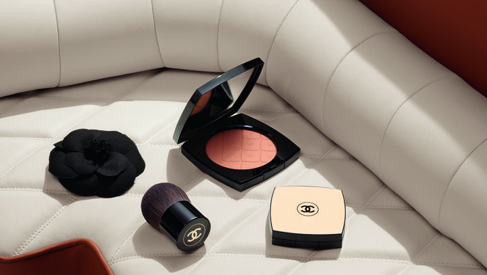 4 Fakta Koleksi Terbaru Bedak Chanel Les Beiges, Bukan Cuma untuk Wajah!