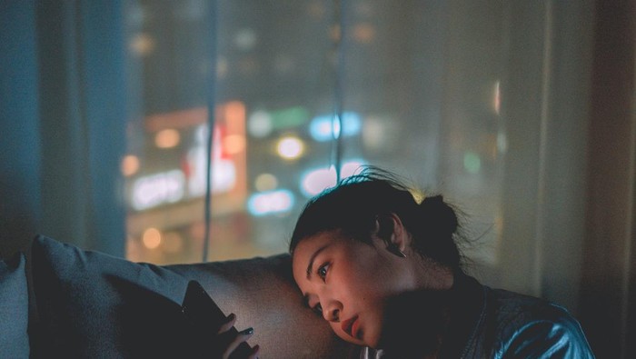 10 Cara Jitu Melindungi Kesehatan Mental dari Tingginya Interaksi di Media Sosial, Cobain yuk! 10 Cara Jitu Melindungi Kesehatan Mental dari Tingginya Interaksi di Media Sosial, Cobain yuk!