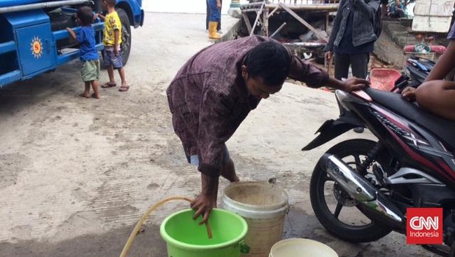 Jerit Warga Pesisir Jakarta Krisis Air Bersih: Gak Mungkin Pakai Air Laut