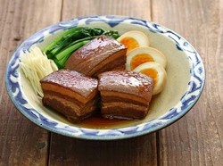 Muslim Jangan Terkecoh! 8 Makanan Jepang Ini Mengandung Babi
