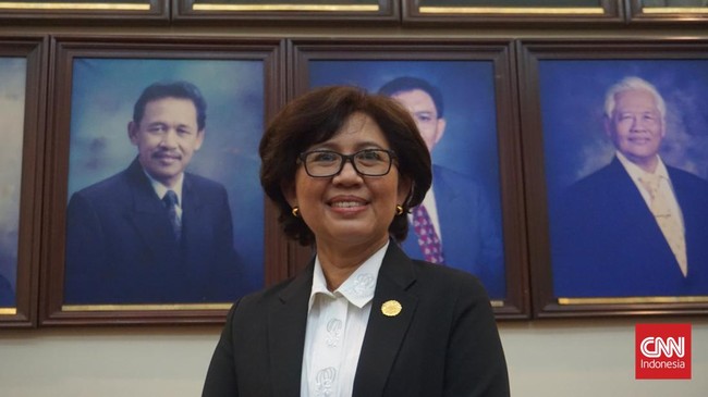 Sekretaris Universitas UGM mengatakan Rektor Ova Emilia belum memberikan komentar atau instruksi khusus ke rektorat menyikapi Petisi Bulaksumur.