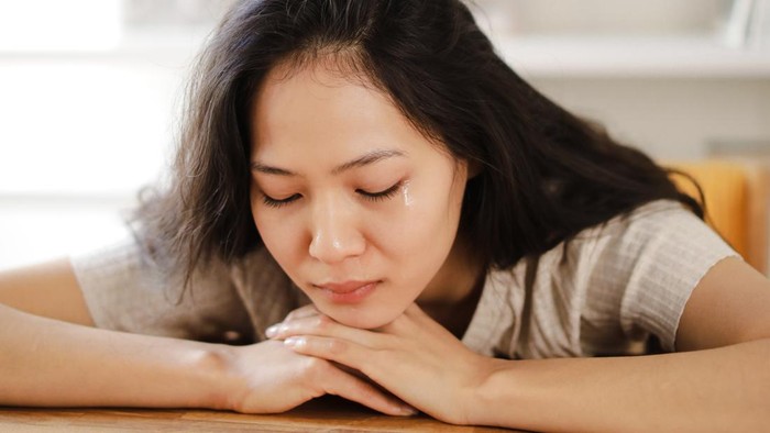 Bukan Berarti Lemah, Ternyata Ini Manfaat Tersembunyi Menangis yang Bagus Buat Kesehatan Mental Bukan Berarti Lemah, Ternyata Ini Manfaat Tersembunyi Menangis yang Bagus Buat Kesehatan Mental