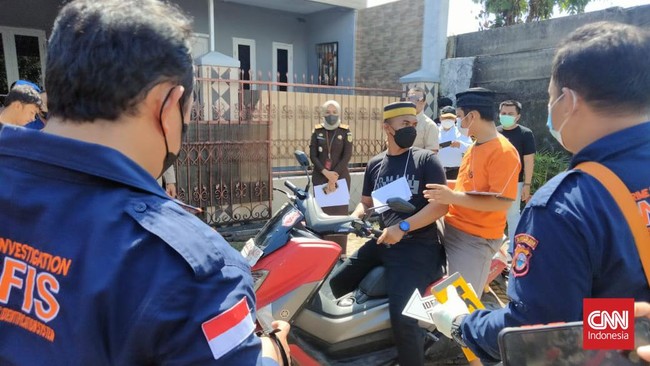 Setidaknya ada 28 adegan rekonstruksi kasus pembunuhan berencana pegawai Dishub Makassar yang didalangi tersangka mantan Kasatpol PP Makassar, Muh Iqbal Asnan.