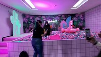 <p>Buat Bunda yang belum mampir di PitStop HaiBunda, kami tunggu sampai besok di Allo Bank Festival, Istora Senayan, ya! Foto: HaiBunda/Annisa Afani</p>