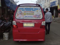 Respons Pengusaha soal Stiker Iklan Judi di Angkot Sukabumi