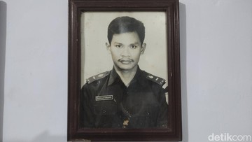 SOSOK YURI DI MATA SAHABAT